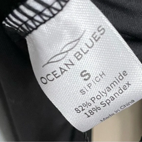 Sz S women’s Ocean Blues one piece Black Long Sleeve Women's Swimsuit Black - Picture 10 of 12